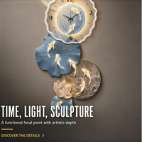 Horloge murale LED Blue Lotus Koi, horloge sculpturale moderne pour salon, entrée, réception d'hôtel et intérieurs contemporains