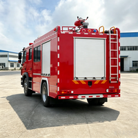 Réservoir d'eau multifonction 4x2 + système double mousse, petit équipement de lutte contre l'incendie pour camion de pompiers communautaire
