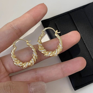 หรูหราZircon Twist CZต่างหูผู้หญิงขั้นสูงออกแบบต่างหูคุณภาพสูงแฟชั่นบุคลิกภาพหูLoops - Product Image 4
