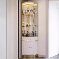 Présentoir à vin moderne doré, meuble à vin de luxe européen haut de gamme, armoire d'angle en acier inoxydable en forme d'éventail