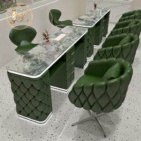 Ensemble table et chaise de manucure de luxe sur mesure avec plateau en marbre, bureau de travail moderne pour technicien(ne) de beauté individuel(le)