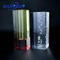 Kunxin brillant personnalisé solide affichage vierge acrylique Cube cylindre cristal clair trapèze bloc acrylique