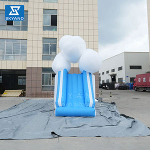 Glissière gonflable avec la sculpture gonflable d'artiste de glissière de nuage de lumière de LED - Product Image 4