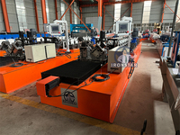 Machine à double ligne C et U pour la production simultanée de goujons et de rails pour systèmes de cloisons sèches