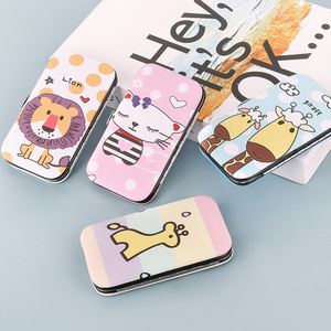Ensemble <span class=keywords><strong>de</strong></span> soins des ongles imprimé <span class=keywords><strong>de</strong></span> dessins animés mignons en 7 pièces, outils <span class=keywords><strong>de</strong></span> manucure professionnels avec coupe-ongles, kit <span class=keywords><strong>de</strong></span> pédicure en stock - Product Image 2