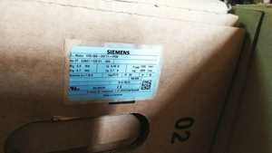 Nouveau moteur d'origine 1FK2206-4AF00-1MA0 SIMOTICS S-1FK2 CT 2,85 kW 3000 tr/min IP64 1FK2206-4AF00-1MA0 avec variateur certifié CE - Product Image 4