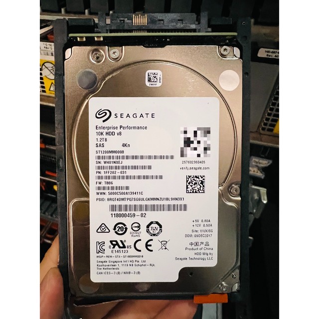 E MC hard disk 005051635 1.2T.10K.SAS