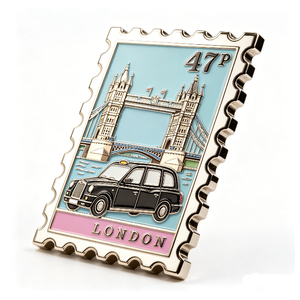 Pin Metálico del Puente de la Torre de Londres, Chapado en Oro, Aleación de Zinc, Esmalte Duro, Recuerdo con Temática de Viajes, Forma Rectangular - Product Image 3