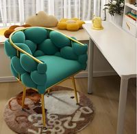 Nouvelle Chaise de Restaurant Minimaliste en Velours Beige Capitonnée K, Idéale pour Manucure et Maquillage