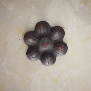 Tùy chỉnh đúc chính xác wrought sắt trang trí lá cho cửa sổ hoặc cổng - Product Image 5