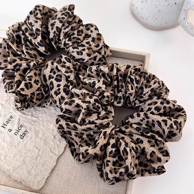 Jumbo Scrunchies Leopard Elastic Hair Scrunchies Large Scrunchy Girls Oversize Fashion Accessories Soft Ponytail Holder