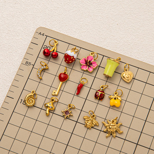 Dijes de Acero Inoxidable DIY, Colgantes de Joyerí<span class=keywords><strong>a</strong></span> con Baño de Oro PVD de 18K, Diseños de Abeja, Flor, Corazón, Taza de Matcha, Estrella y <span class=keywords><strong>Sol</strong></span> para Hacer Collares y Pulseras - Product Image 3