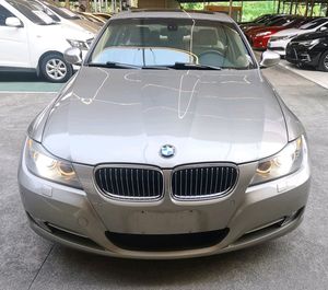 รถบีเอ็มดับเบิลยู 325i ปี 2011 เครื่องยนต์ 2.5 ลิตร L6 ซีดาน – รถซีดานสปอร์ตสุดหรู ขับเคลื่อนล้อหลัง ผลิตในเยอรมนีเพื่อการส่งออก - Product Image 2