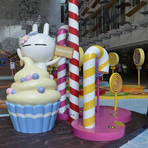 Escultura Navideña de Fibra de Vidrio Estilo Art Deco y Pop Art, Santa Claus y Muñeco de Nieve Hechos a Mano, Ecológicos, para Eventos de Jardín y Decoraciones con Globos - Product Image 4