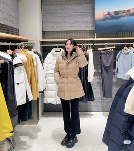 25 Nouveaux Blousons d'hiver pour femmes de style coréen <span class=keywords><strong>KOLON</strong></span>, mi-longs, taille cintrée, doublure polaire épaisse, à capuche et ceinture, 100g-150g de duvet - Product Image 6