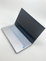 Ordinateur portable professionnel Intel Core I7 de 16,1 pouces avec 16 Go de RAM et 1 To de SSD, graphismes Intel Iris Plus et Windows 11, utilisé pour les affaires