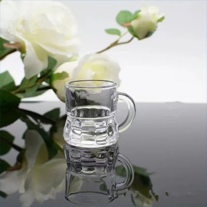 Coreano quente vender 40ml mini cerveja vidro shot óculos caneca de café copo copo com alça copo com alça personalizado