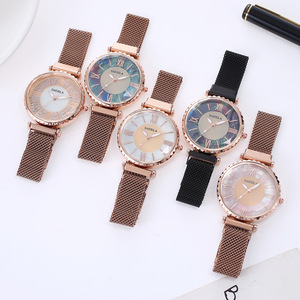 4110 Dropshipping orologio da polso da donna con cinturino magnetico con etichetta privata con Logo personalizzato a buon mercato con conchiglia di diamanti di lusso - Product Image 6