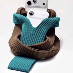 <span class=keywords><strong>กระเป๋า</strong></span>โทรศัพท์ผู้หญิงสีสันสดใสดีไซน์แฟชั่นมาใหม่<span class=keywords><strong>กระเป๋า</strong></span>ใส่โทรศัพท์ของ Issey Miyake สำหรับ iPhone 17 Pro Max PLUS 16 15 14 13 - Product Image 2