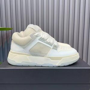 Vente en gros d'usine, baskets rétro de luxe, unisexes, décontractées, pour la course à pied, chaussures de sport personnalisées, chaussures de marche, chaussures de basket-ball pour hommes - Product Image 1