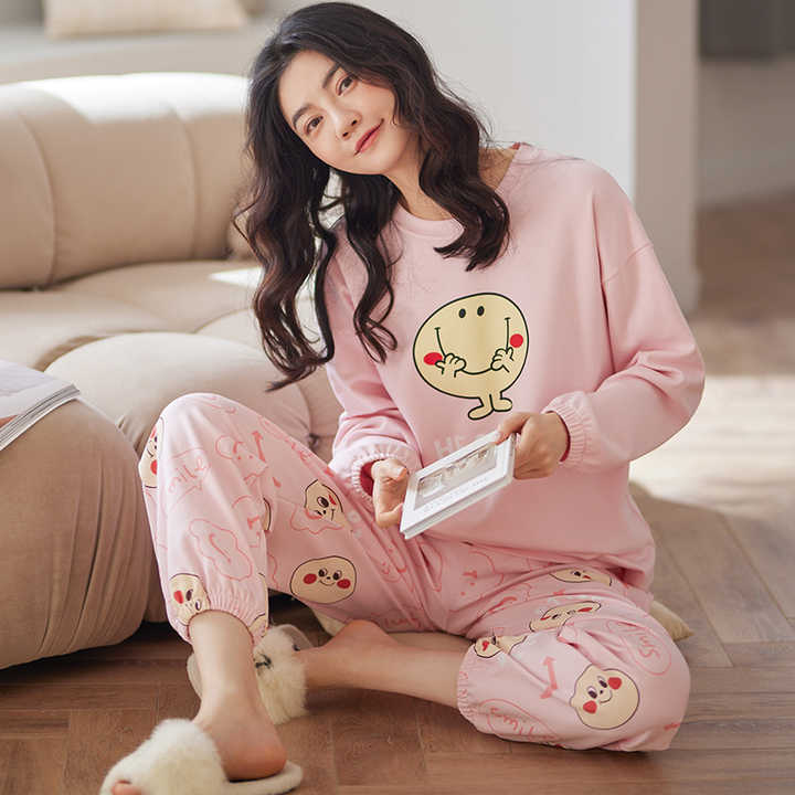 New Autumn/winter Women's Cotton Pajamas Round Neck Cartoon