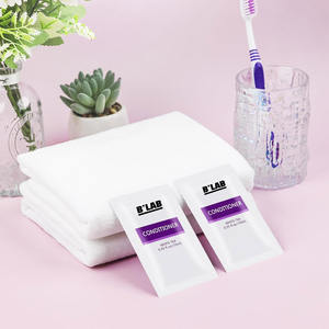 Nouveau lancement de shampooing de soin des cheveux pour les hôtels Mini shampooing d'<span class=keywords><strong>hôtel</strong></span> Sachet d'après-shampooing pour mini shampooing et après-shampooing pour les hôtels - Product Image 4