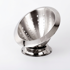 Passoire en métal - Product Image 1