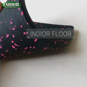 Rollo de Lámina de Goma para Piso de Gimnasio Comercial de 10 mm para Fútbol Sala Emiratos Árabes Unidos - Product Image 5