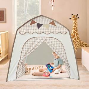Tente de jeu pour enfants en tissu écossais kaki avec drapeaux pour garçons et filles, de la marque Toys Factory - Product Image 2