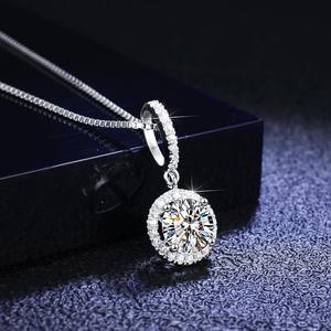 Collana con ciondolo circolare in zircone per donna, catena vintage semplice per clavicola, gioielli alla moda - Product Image 2