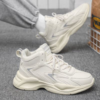 Haut de gamme petites chaussures blanches automne 2025 nouveau sport décontracté chaussures pour hommes basket-ball en cuir respirant baskets hommes