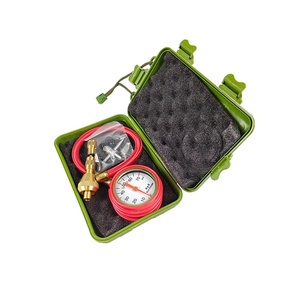 Manomètre de pression des pneus 0-70 psi et dégonfleur 4x4 à tube long universel pour voitures et motos - Product Image 5