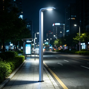 โคมไฟเสา LED ระดับไฮเอนด์ สไตล์โมเดิร์น สีน้ำเงิน ตกแต่งด้วยอะลูมิเนียม กันน้ำ IP65 สำหรับทางเดินกลางแจ้ง รูปทรงสี่เหลี่ยม ผลิตตามสั่งจากโรงงาน - Product Image 1