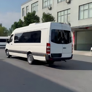 Autobus Elettrico VIP Limousine da 7,5m |   Sistema di intrattenimento |   Trasporto per Celebrità/Esecutivi - Product Image 2