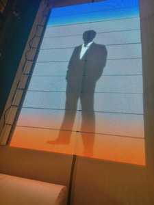 Pantalla LED <span class=keywords><strong>Transparente</strong></span> de Alta Transparencia, Pantalla Flexible a Todo Color para Ventanas de Centros Comerciales, Interior - Product Image 5