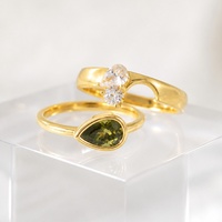 Bague double ajustable en zircon vert olive haut de gamme plaqué or 18 carats, design géométrique minimaliste et polyvalent, coupe poire IGI