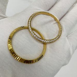 Lunetta personalizzata in oro argento con diamanti adatta solo per orologi da <span class=keywords><strong>40</strong></span> <span class=keywords><strong>mm</strong></span> con taglio rotondo in oro giallo massiccio con diamanti per <span class=keywords><strong>orologio</strong></span> RLX President - Product Image 3