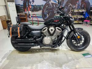 Negozio di Moto Usate Popolare Specializzato in Moto Retrò, Streetbike, Moto a Benzina, Sportbike Bicilindriche da 450cc - Product Image 5