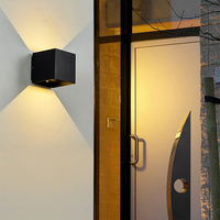 Applique murale LED en forme de cube à détection de mouvement moderne et minimaliste Corps en aluminium étanche IP65