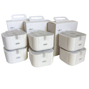 Adaptador de Corriente USB C PD de 20W al por Mayor de Fábrica, <span class=keywords><strong>Cargador</strong></span> Tipo C con Enchufe US/EU/UK, Adaptador de Carga Rápida para <span class=keywords><strong>iPhone</strong></span> 17 16 15 14 13 12 - Product Image 1