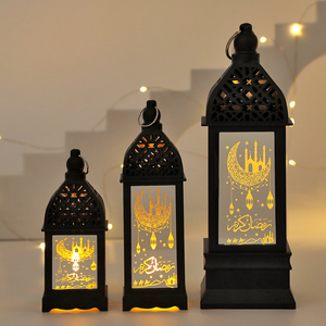 Lanterne arabe LED en plastique avec étoiles et lunes électroplaquées, veilleuse de château, bougies électroniques, lampes à vent pour l'Aïd Moubarak et le Ramadan - Product Image 4