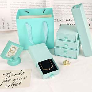 Sac en papier personnalisé avec poignée, impression de grain de marbre sur le papier avec des mots en feuille d'or, OEM/ODM acceptable - Product Image 3