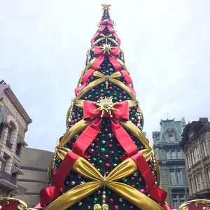 عملاق شجرة كريسماس صناعية مضيئة 30ft 40ft 50ft دوامة كبيرة شجرة عيد الميلاد مع إضاءة بأشكال مختلفة bowknot الشريط