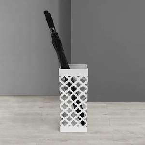 Portaombrelli Moderno in Metallo Artigianale con Finitura Verniciata a Polvere, Mobile per Ingresso e Ripostiglio - Product Image 3