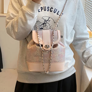 אופנה קוריאנית אופנתית בסגנון קוריאני תיק נייד עיצוב נישה חדשה עיצוב נישה קטנה שרשרת תיק גב בד אופנתי חומר פו - Product Image 5