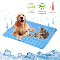 Tapis rafraîchissant pour chien extra large pour grands chiens, coussin rafraîchissant en soie glacée pour animaux de compagnie, lavable et durable, couverture rafraîchissante pour chats et chiens, tapis de canapé