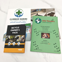 Carpeta de Presentación Plegable Mate Reciclable OEM, Personalizada con Logotipo, Icono de Redes Sociales, Impresión A4, Portafolletos para Clínica Veterinaria