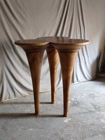 Table basse moderne en bois massif à trois cônes, design unique, table basse de salon