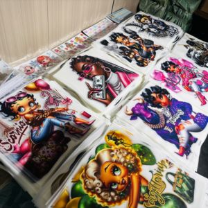 Vinyl Transfer Panas DTF Warna-warni Tahan Air untuk Stiker Siap Tekan pada Kaos, Tas - Desain Cetak Transfer Tekan - Product Image 1