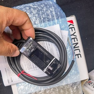 Sensor de Flujo Tipo Abrazadera Keyence Fd-Xs8, Instalación Horizontal, Aplicación de Ingeniería Eléctrica - Product Image 2